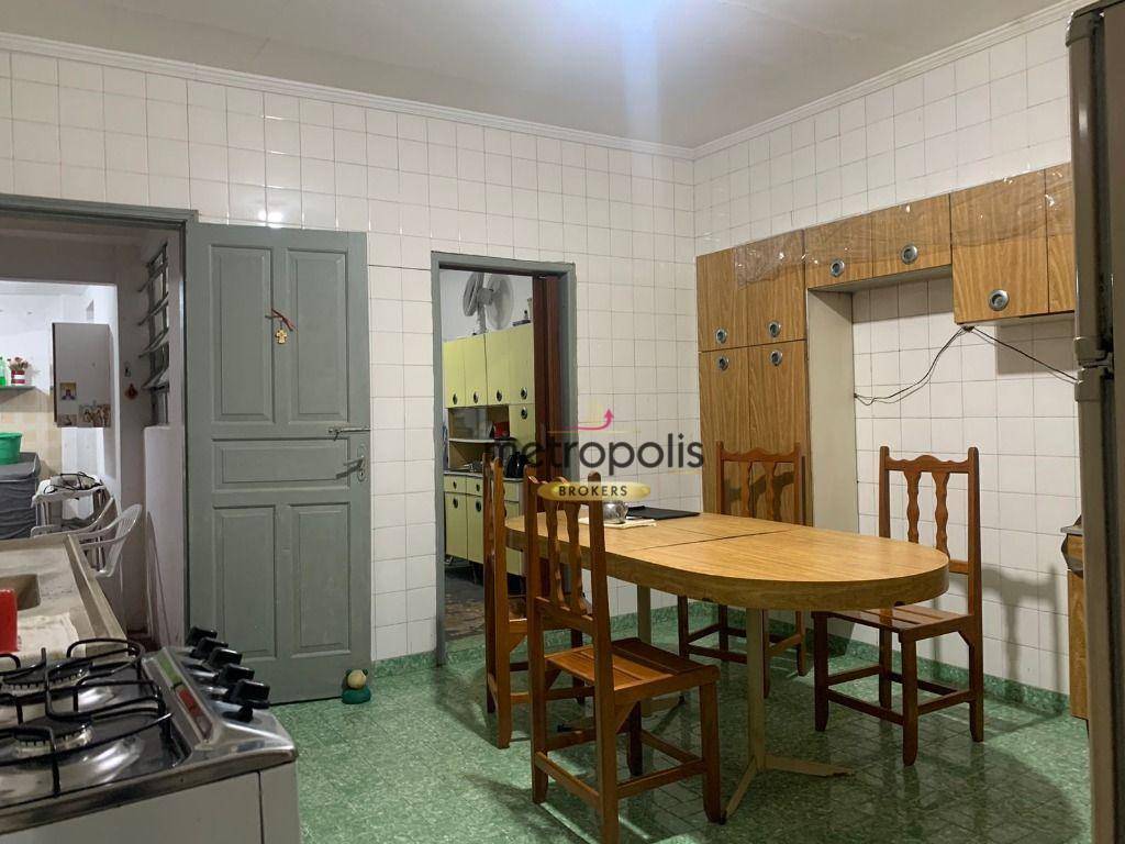 Casa à venda com 1 quarto, 131m² - Foto 2