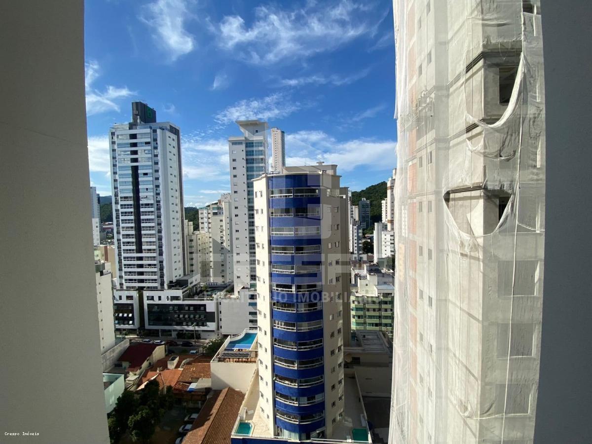 Apartamento à venda com 3 quartos, 130m² - Foto 35