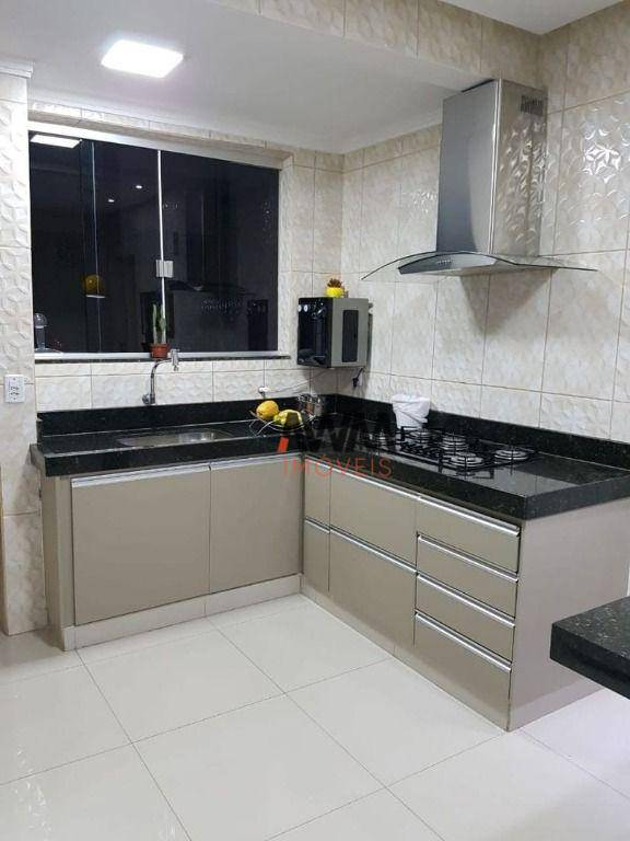 Apartamento à venda com 3 quartos, 104m² - Foto 1