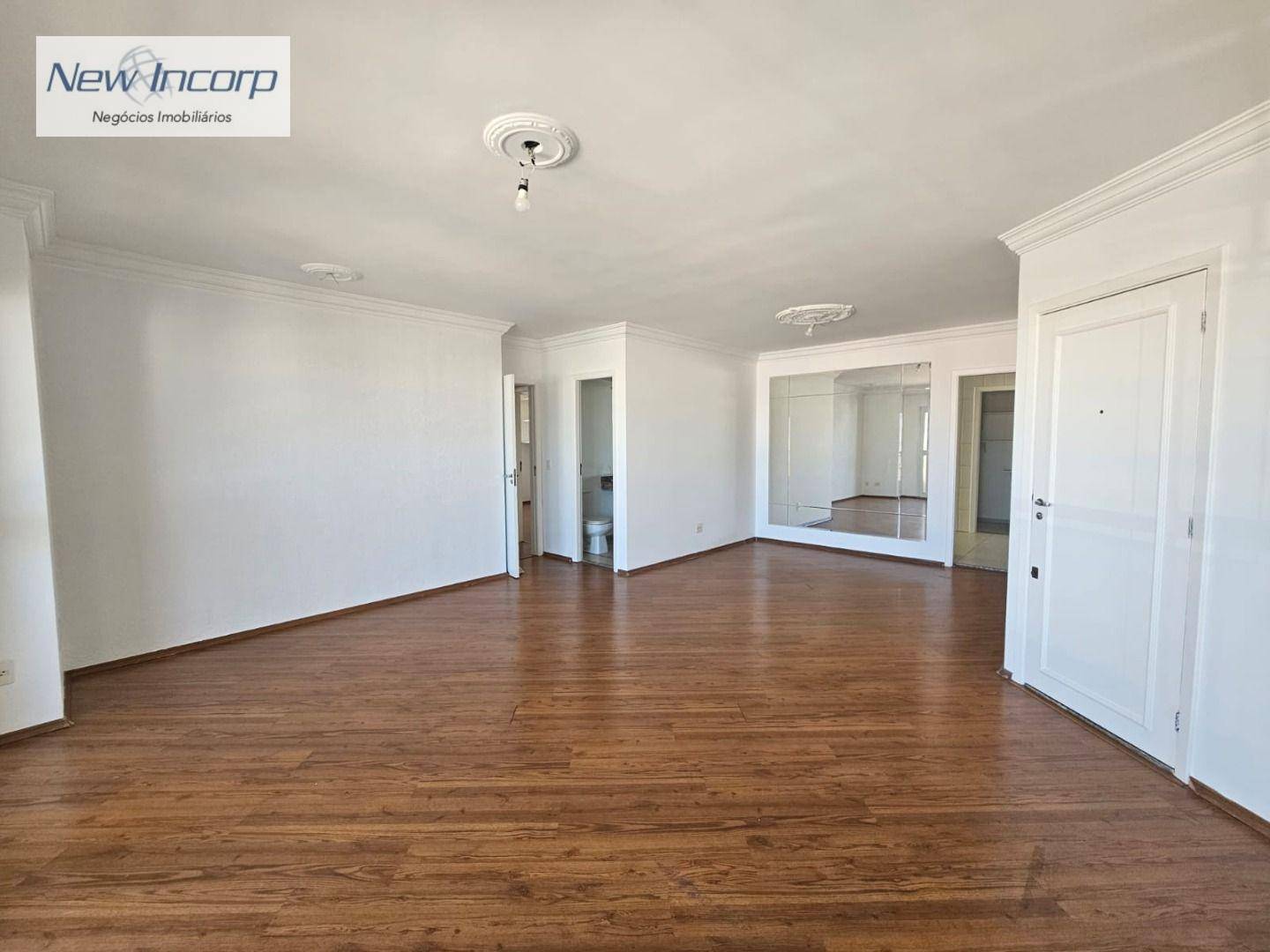 Apartamento à venda com 3 quartos, 127m² - Foto 3