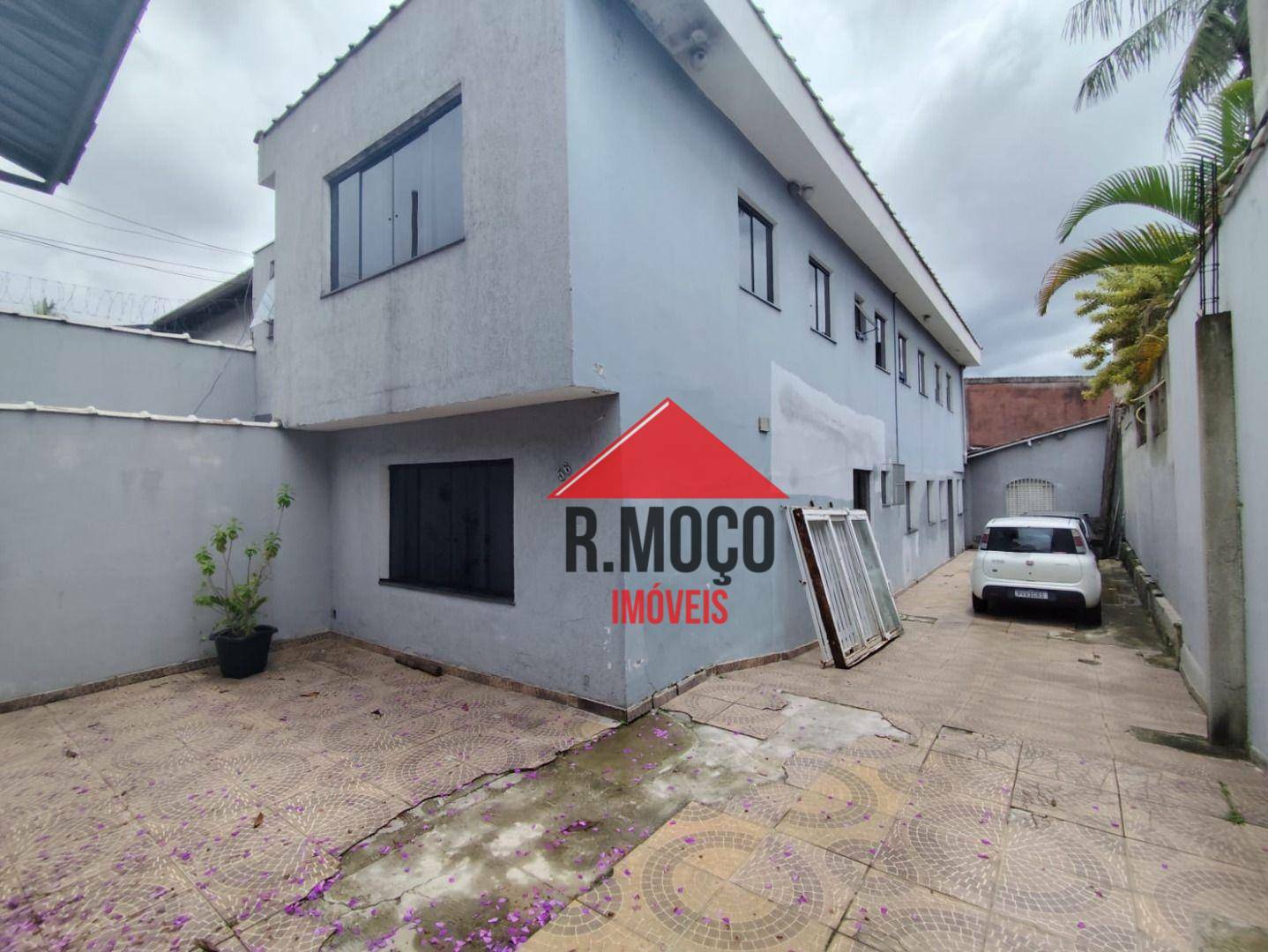 Casa à venda com 9 quartos, 200m² - Foto 5