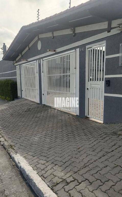 Sobrado à venda com 2 quartos, 64m² - Foto 1