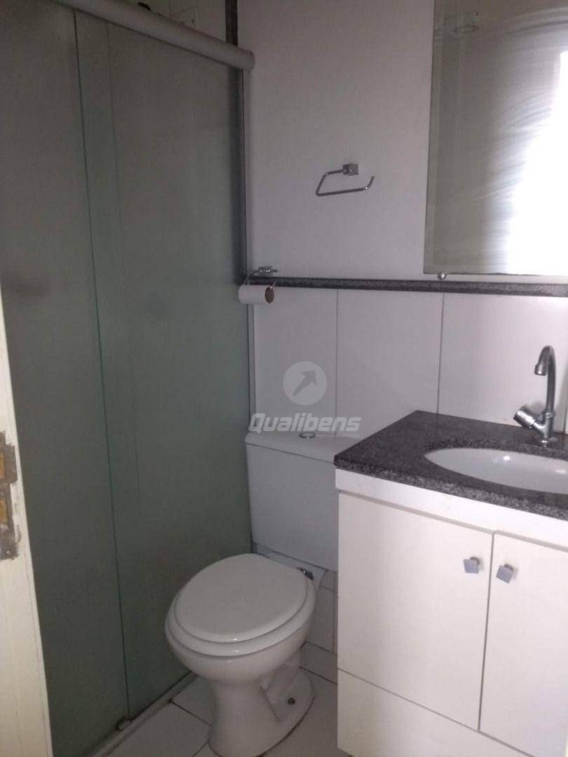 Apartamento para alugar com 2 quartos, 100m² - Foto 12
