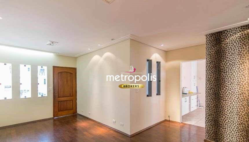 Sobrado à venda com 3 quartos, 270m² - Foto 1