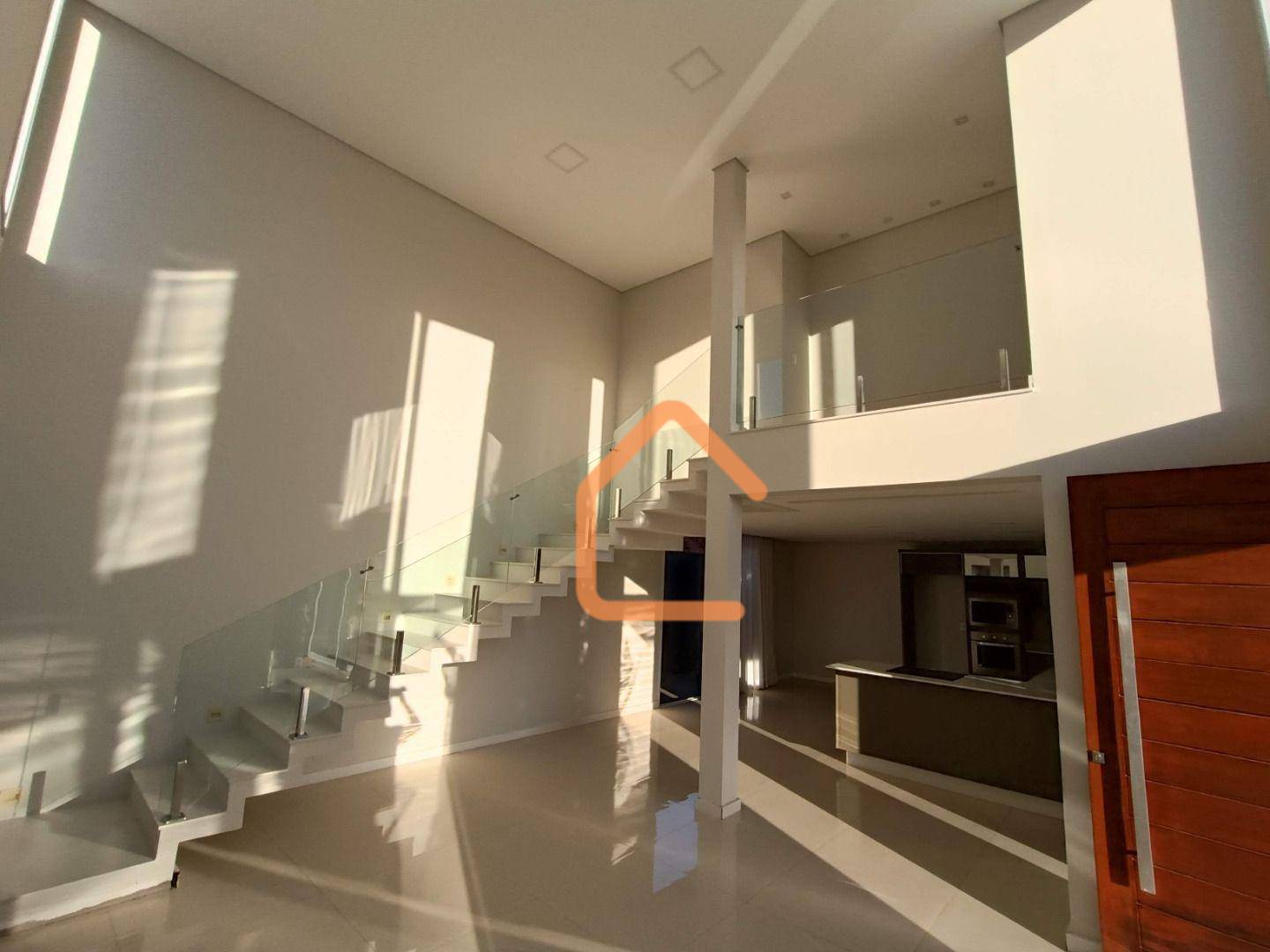 Casa à venda com 3 quartos, 200m² - Foto 5