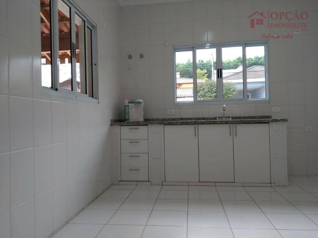 Casa de Condomínio para alugar com 3 quartos, 184m² - Foto 11