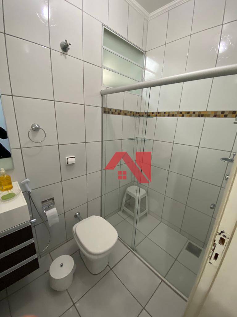 Casa à venda com 2 quartos, 240m² - Foto 6