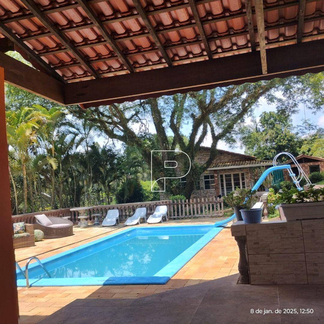Casa à venda e aluguel com 4 quartos, 600m² - Foto 7