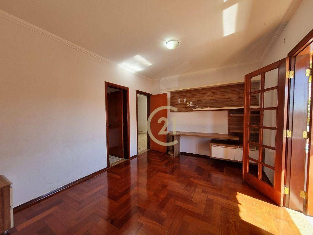 Casa à venda e aluguel com 3 quartos, 286m² - Foto 19