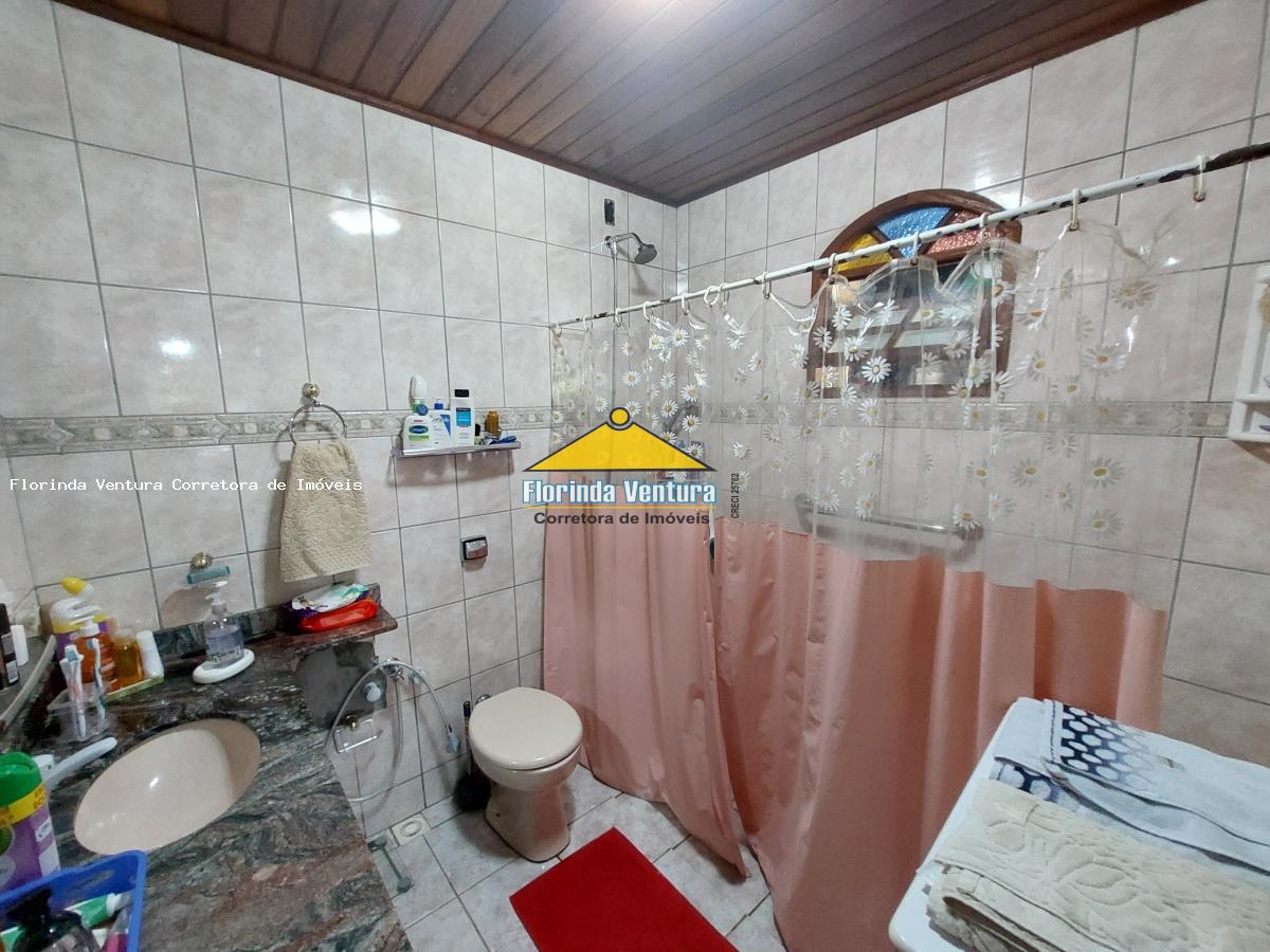 Casa de Condomínio à venda com 4 quartos, 240m² - Foto 27