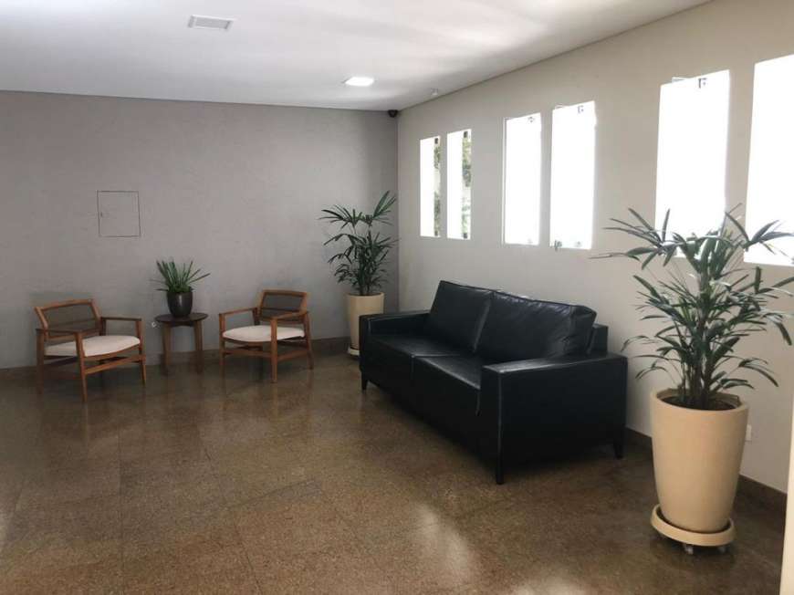 Apartamento à venda com 2 quartos, 67m² - Foto 7