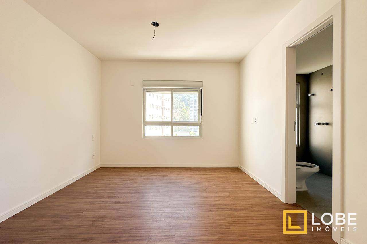 Apartamento à venda com 3 quartos, 112m² - Foto 7