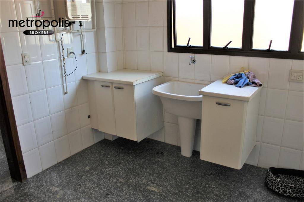 Apartamento à venda com 3 quartos, 242m² - Foto 13