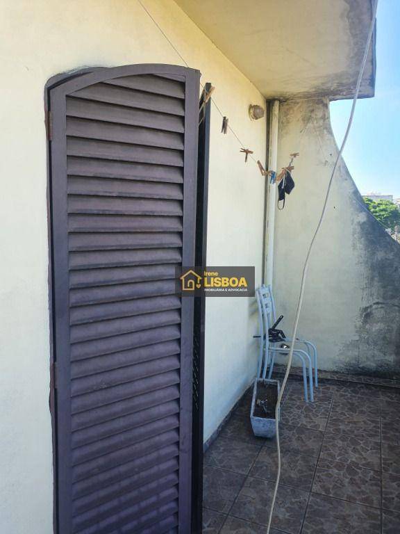 Sobrado à venda com 5 quartos, 300m² - Foto 2