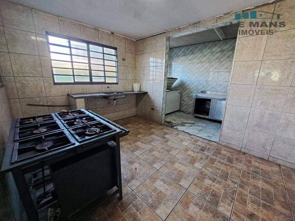 Chácara à venda com 9 quartos, 1500m² - Foto 23