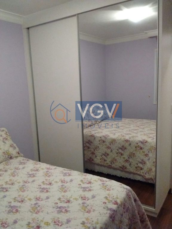 Apartamento à venda com 3 quartos, 76m² - Foto 4