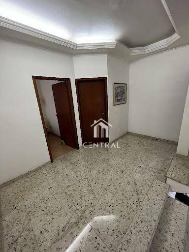 Sobrado à venda com 3 quartos, 305m² - Foto 18