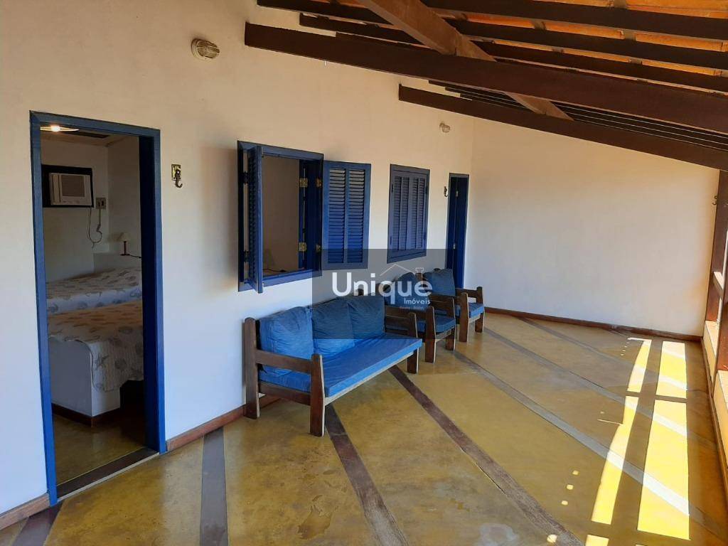 Casa à venda com 4 quartos, 250m² - Foto 21