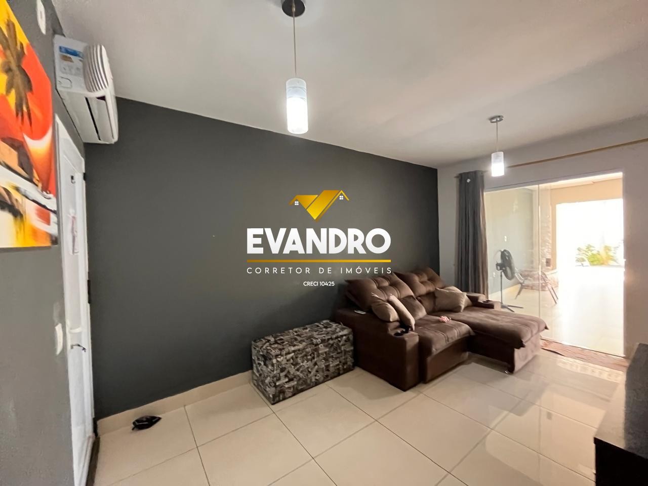 Casa de Condomínio à venda com 3 quartos, 200m² - Foto 9