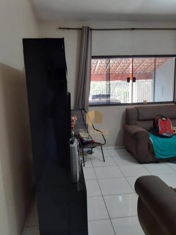 Casa à venda com 4 quartos, 260m² - Foto 20