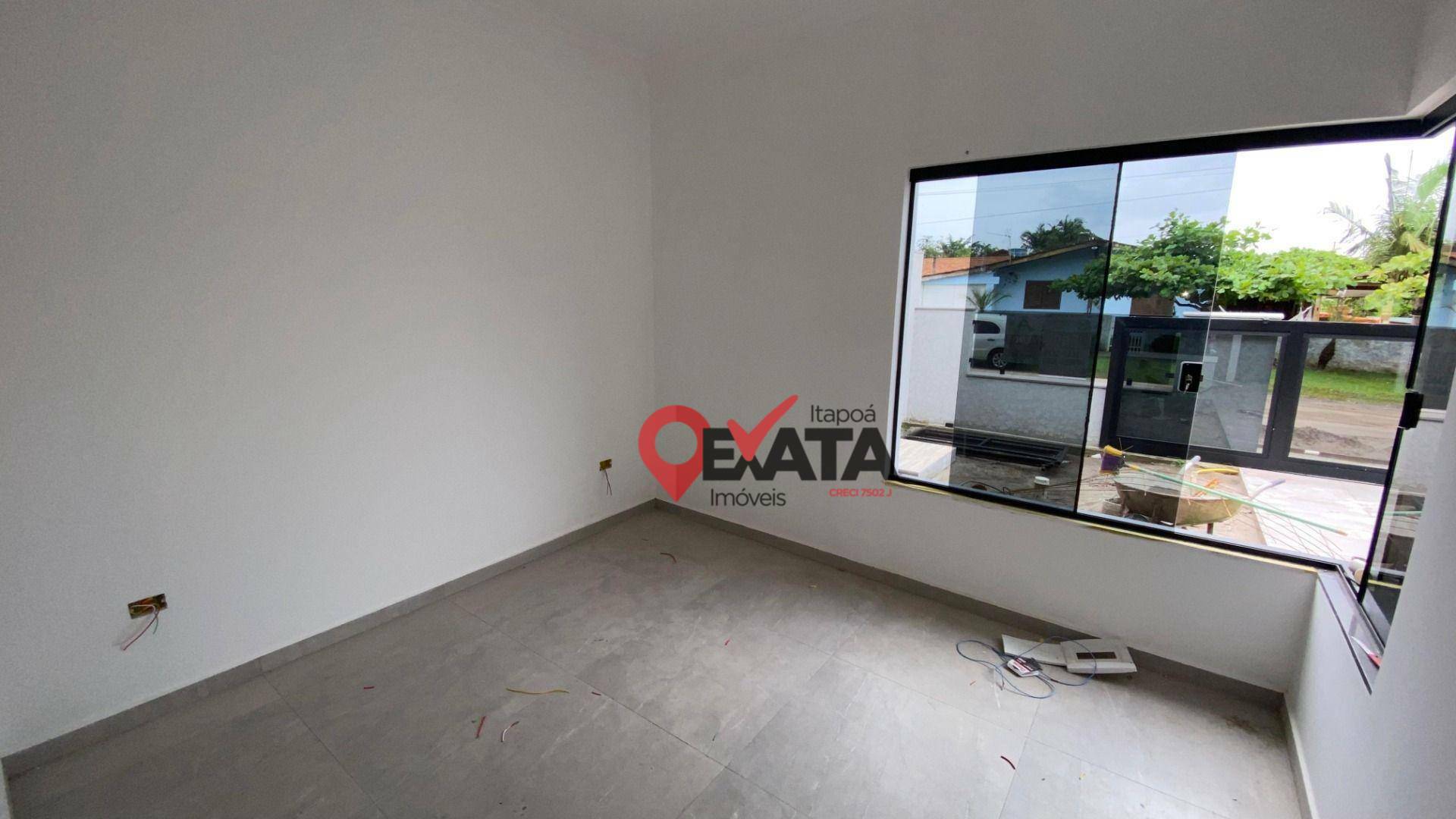 Casa à venda com 2 quartos, 62m² - Foto 9