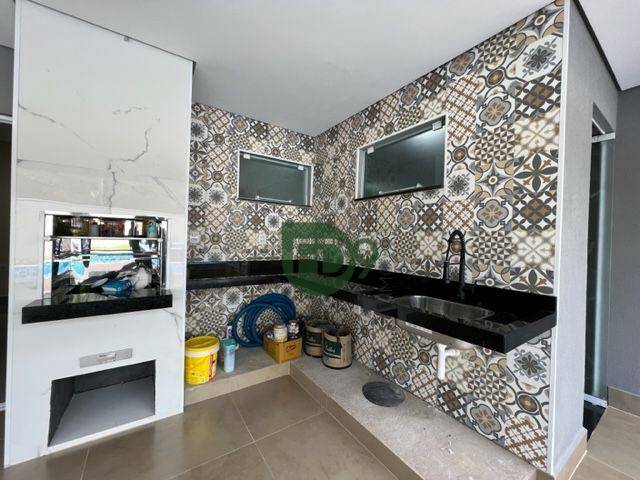 Casa de Condomínio à venda com 3 quartos, 220m² - Foto 5