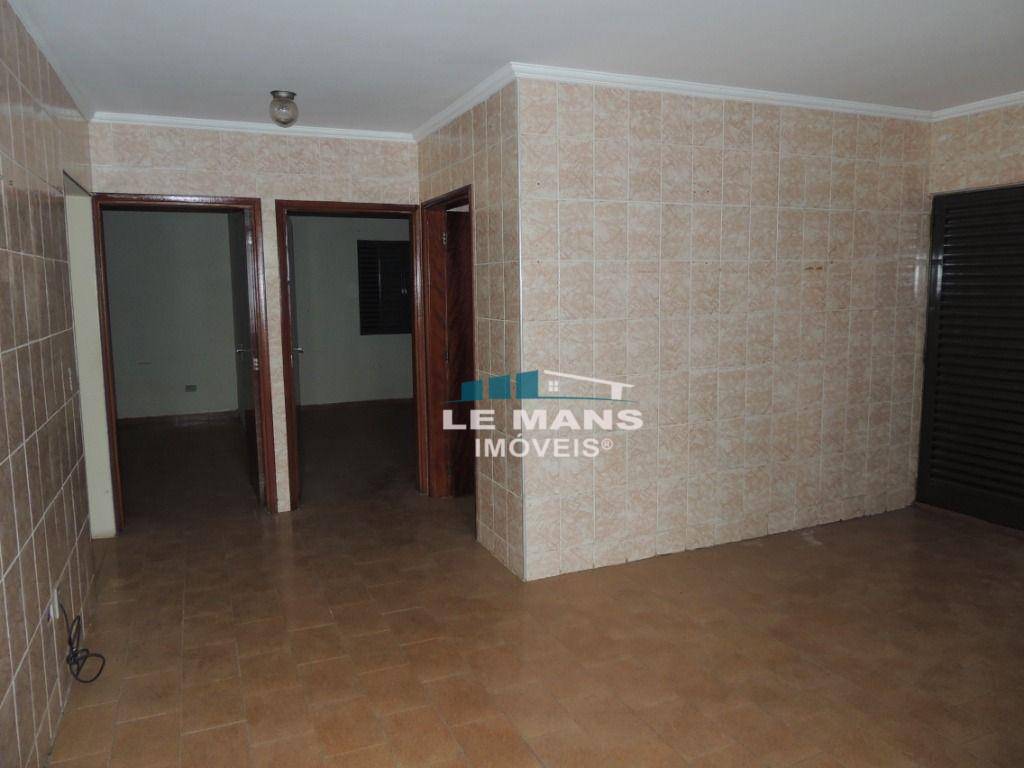 Casa à venda com 3 quartos, 300m² - Foto 21