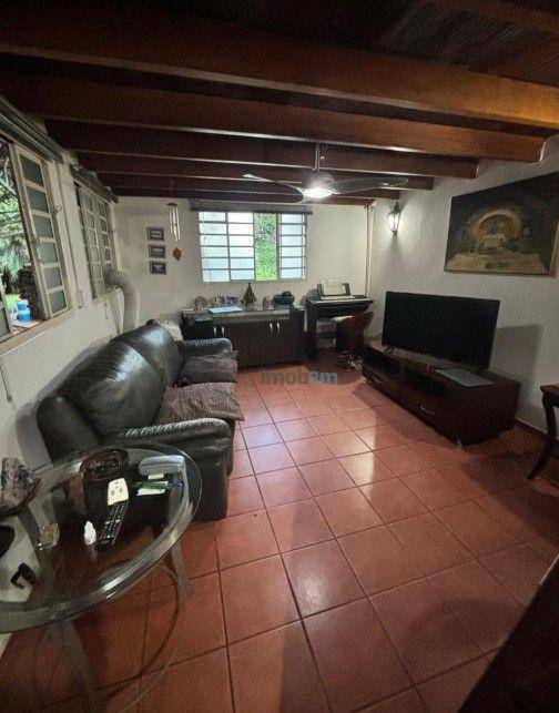 Chácara à venda com 3 quartos, 200m² - Foto 22
