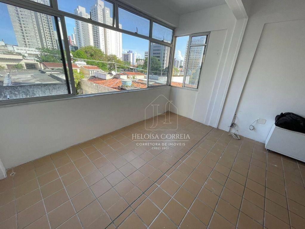 Apartamento à venda com 3 quartos, 130m² - Foto 4