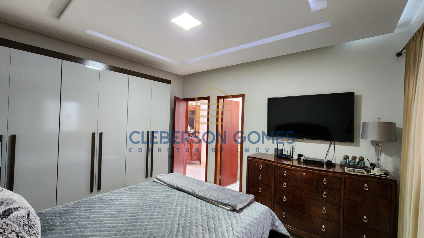 Casa à venda com 3 quartos, 280m² - Foto 13