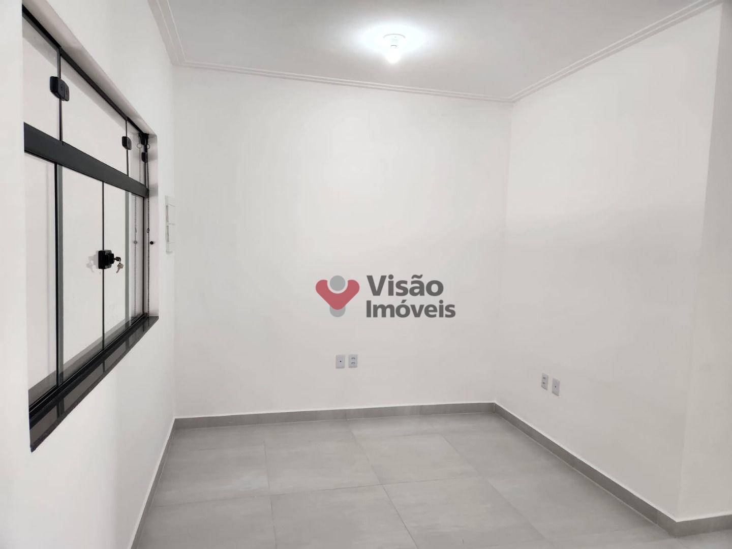 Casa à venda com 3 quartos, 92m² - Foto 14