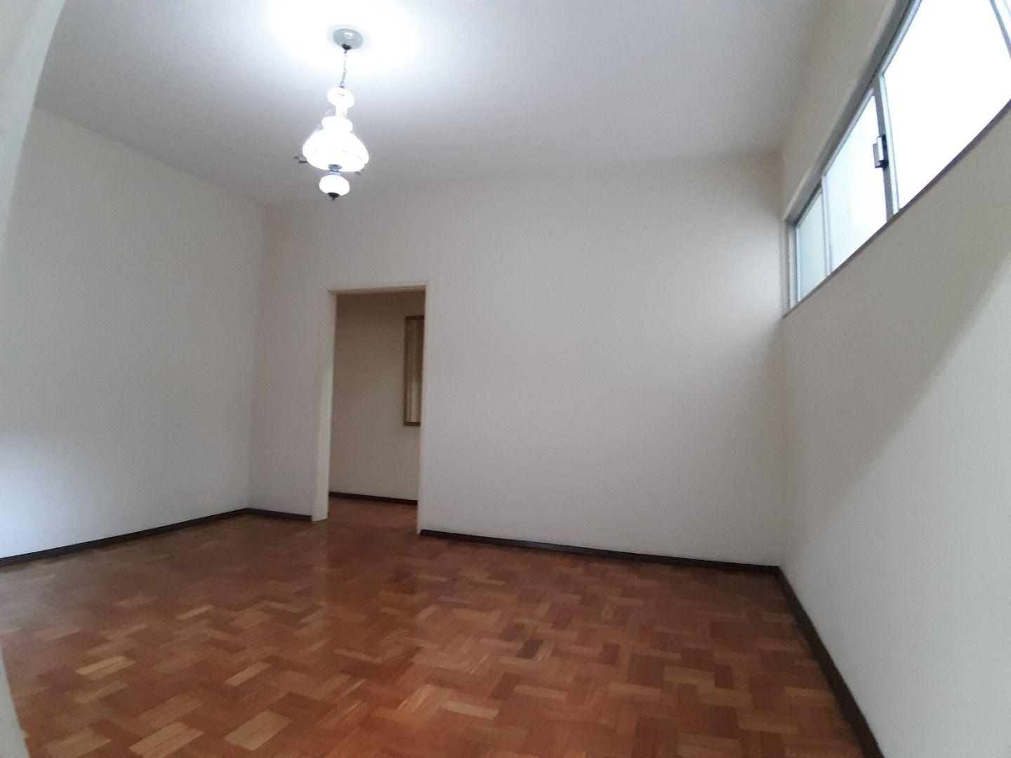 Apartamento à venda com 3 quartos, 162m² - Foto 10