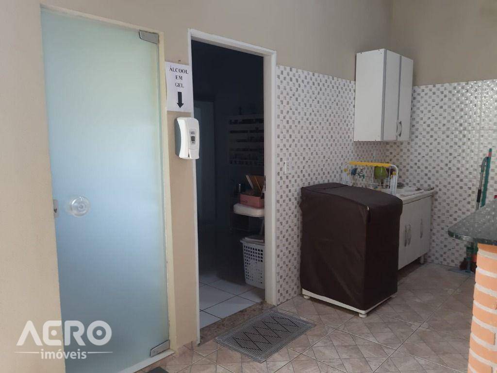 Casa à venda com 3 quartos, 118m² - Foto 15