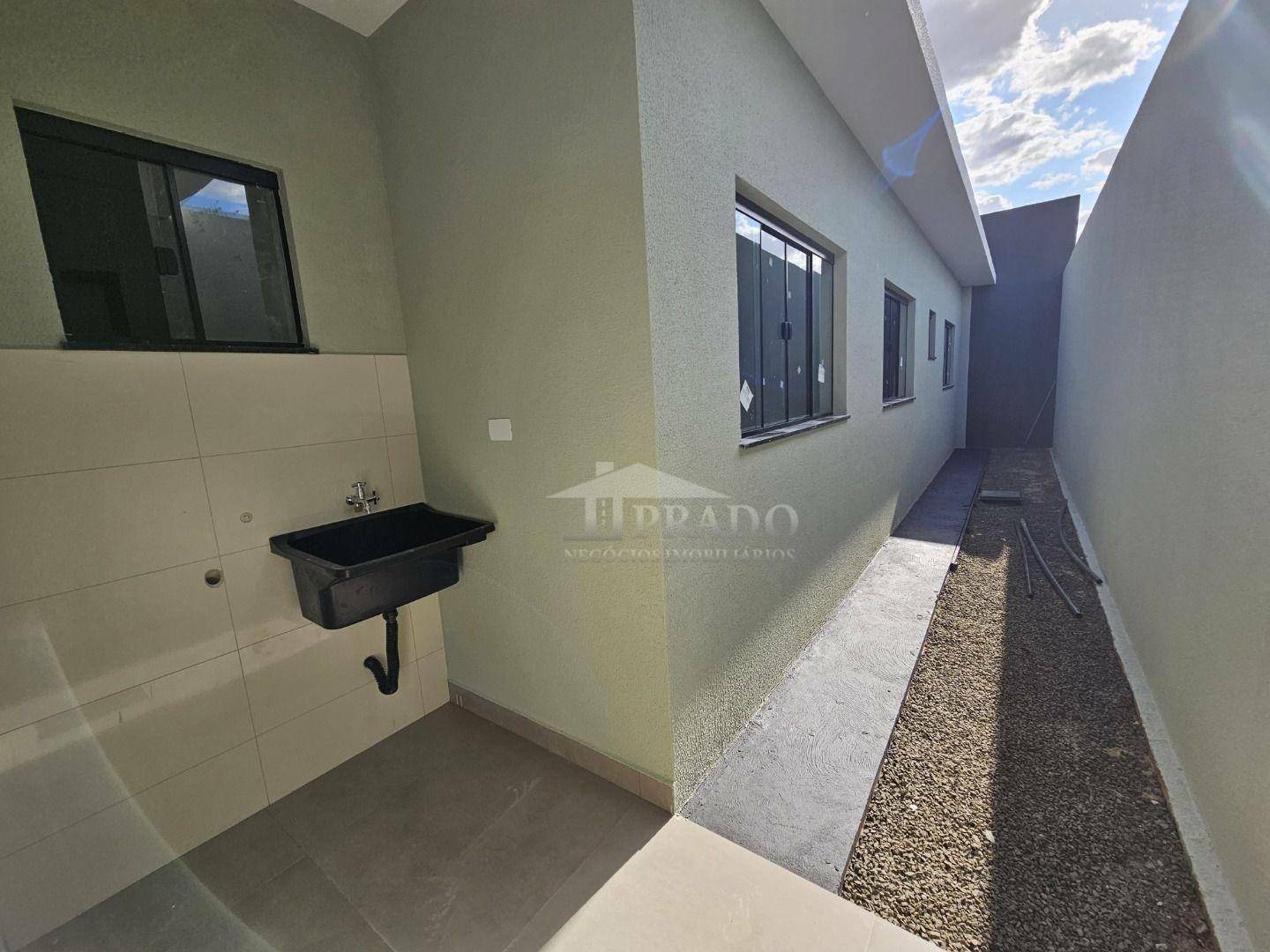 Casa à venda com 3 quartos, 77m² - Foto 14