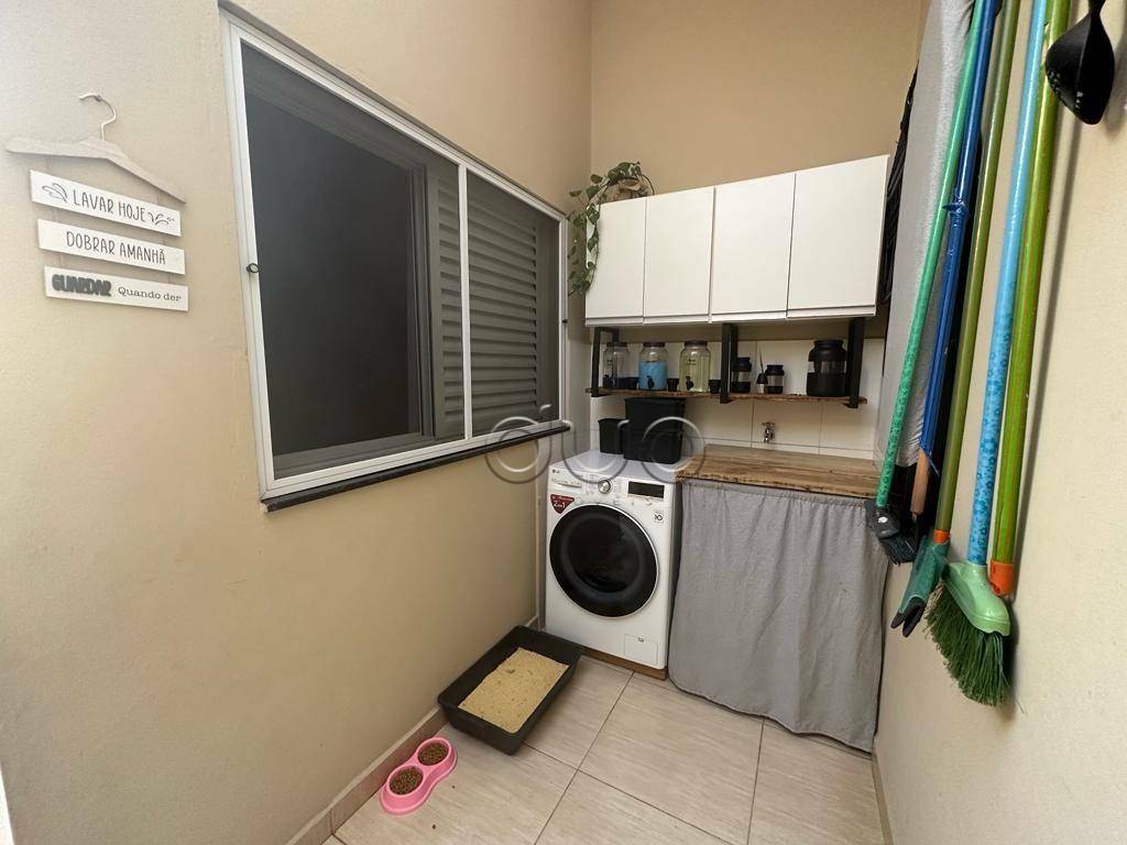 Casa à venda com 3 quartos, 200m² - Foto 16