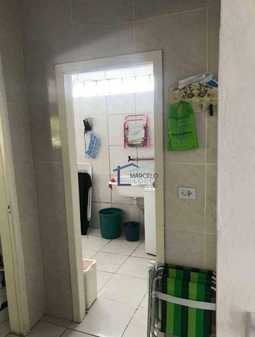 Casa à venda com 4 quartos, 135m² - Foto 15