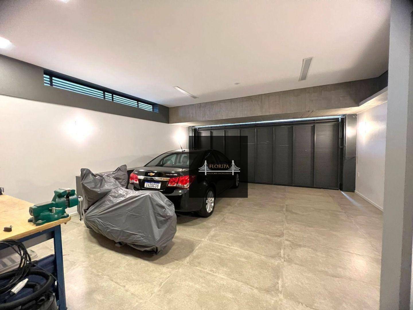 Casa à venda com 3 quartos, 340m² - Foto 32