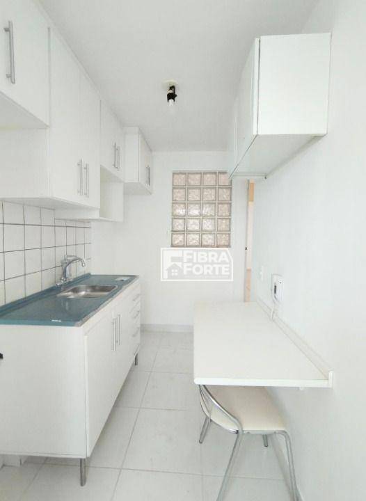 Apartamento à venda com 2 quartos, 44m² - Foto 6