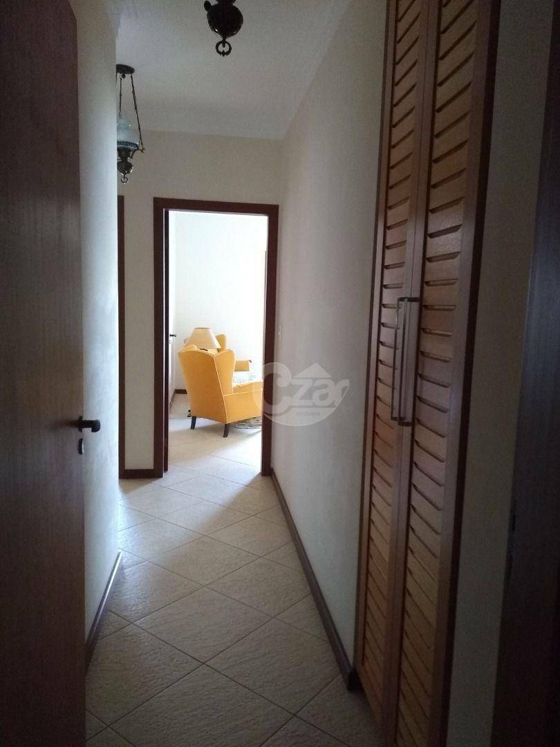 Casa à venda com 3 quartos, 208m² - Foto 16