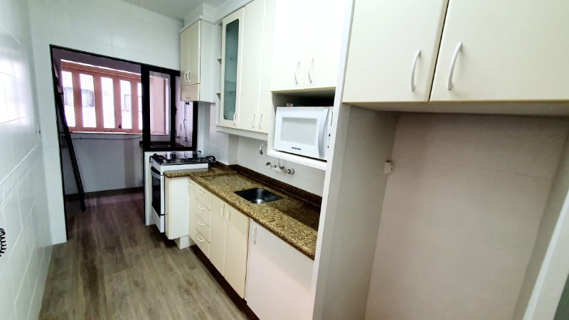 Apartamento à venda com 3 quartos, 105m² - Foto 9