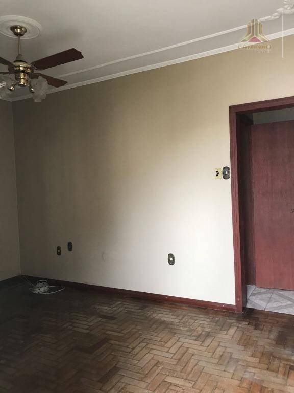 Apartamento à venda com 3 quartos, 143m² - Foto 11