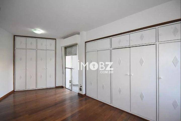 Apartamento à venda com 3 quartos, 130m² - Foto 4