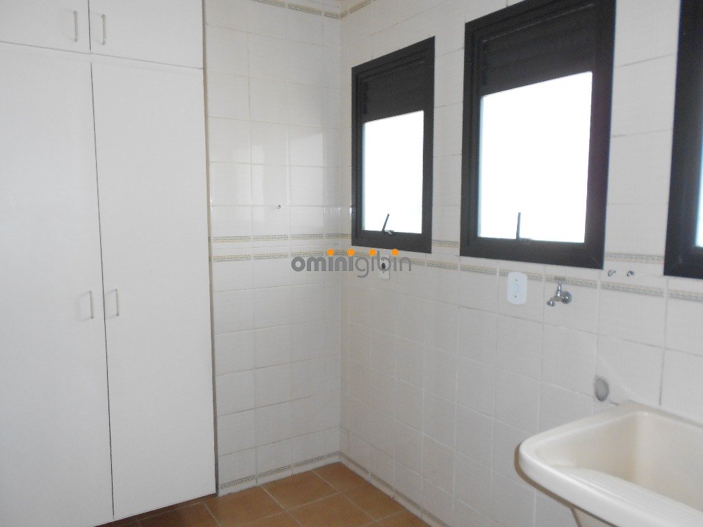 Apartamento à venda com 3 quartos, 147m² - Foto 11