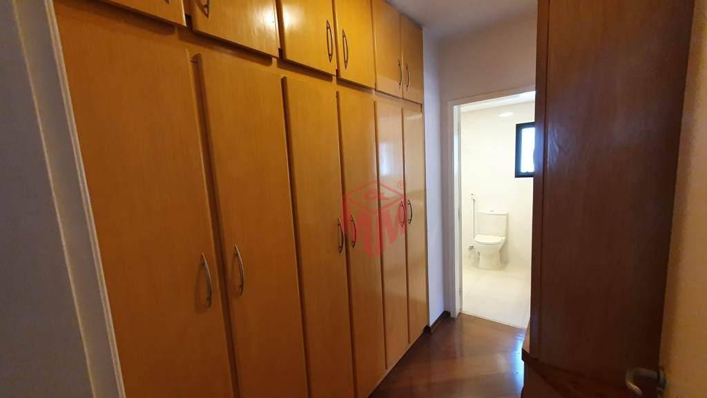 Apartamento à venda com 4 quartos, 150m² - Foto 8