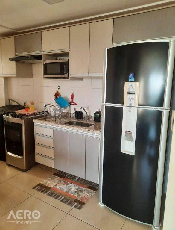 Apartamento à venda com 3 quartos, 70m² - Foto 9