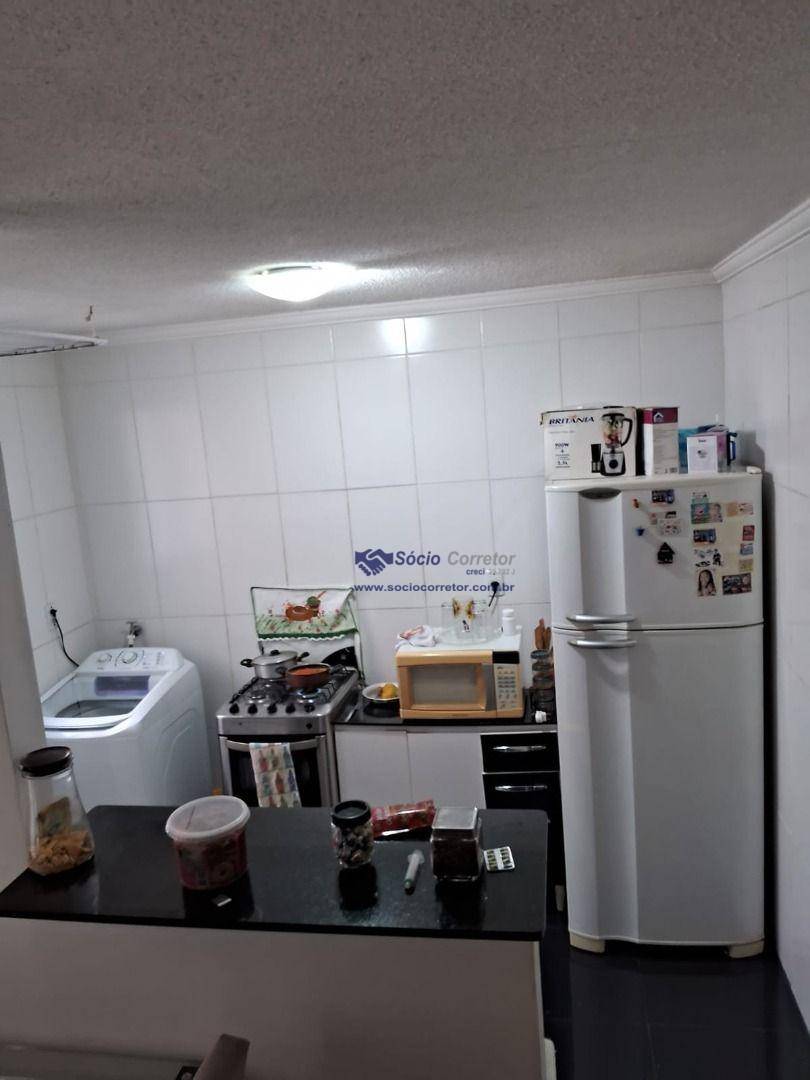 Apartamento à venda com 2 quartos, 40m² - Foto 5