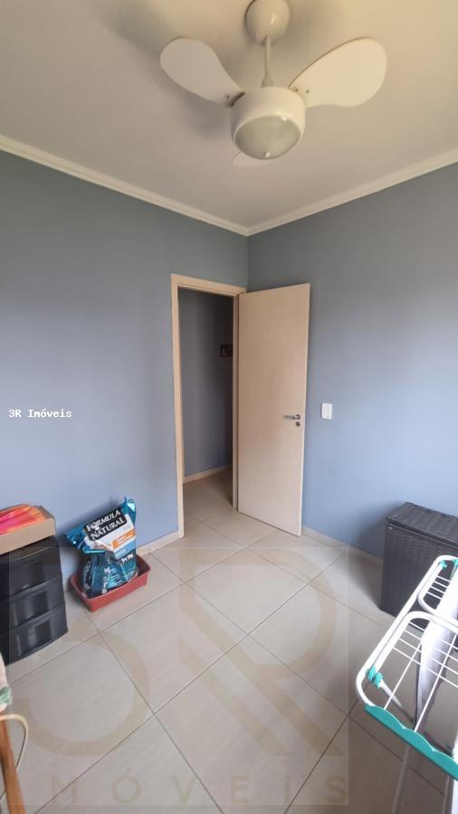 Apartamento à venda com 3 quartos, 67m² - Foto 11