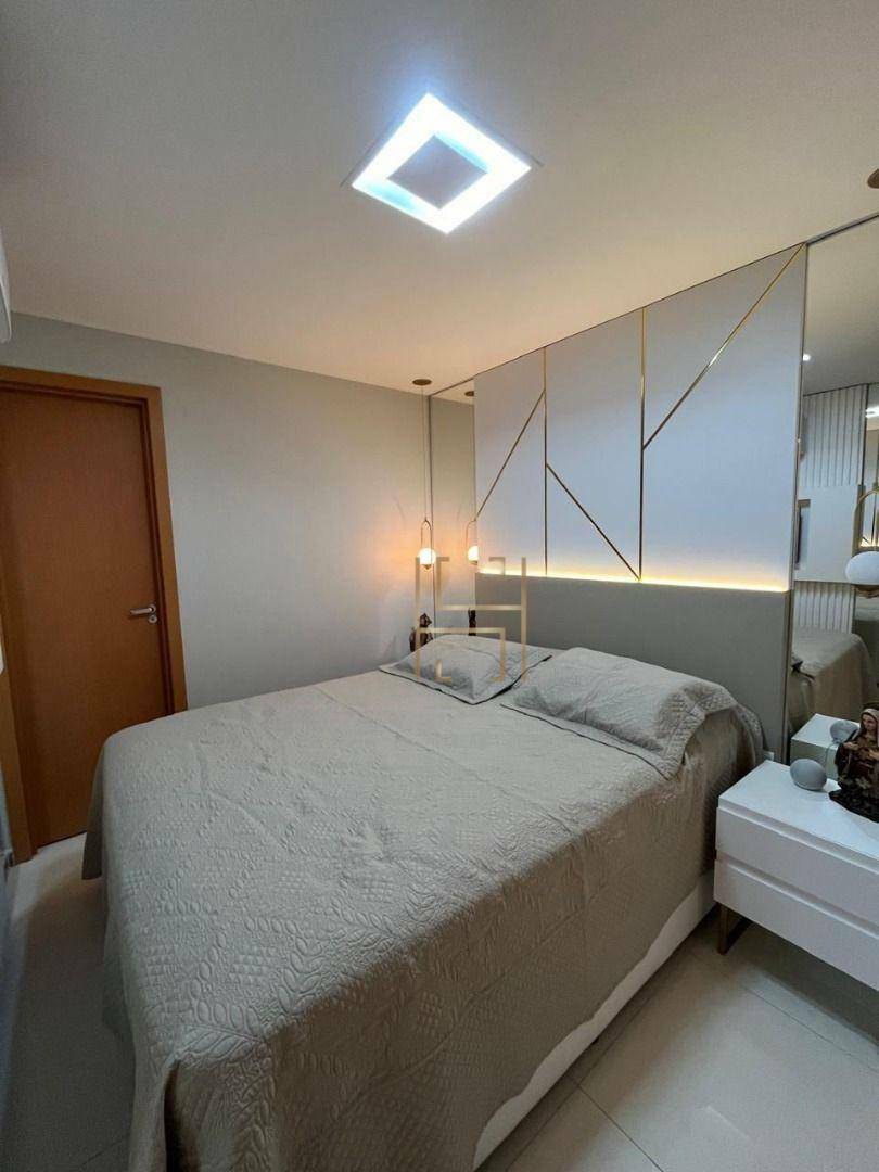 Apartamento à venda com 2 quartos, 64m² - Foto 8