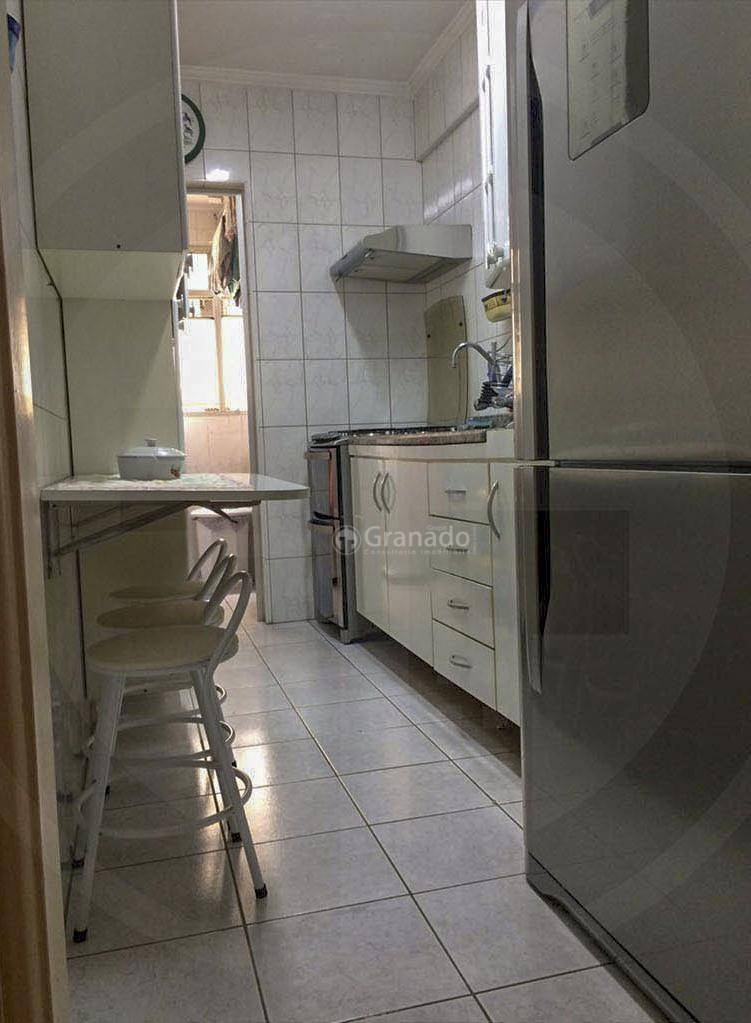 Apartamento à venda com 2 quartos, 60m² - Foto 5