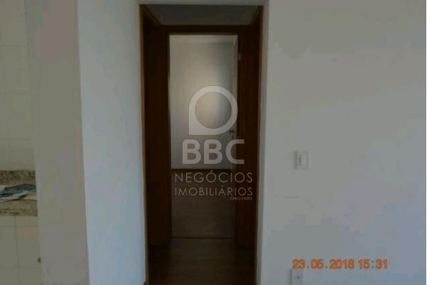 Apartamento à venda com 2 quartos, 60m² - Foto 8